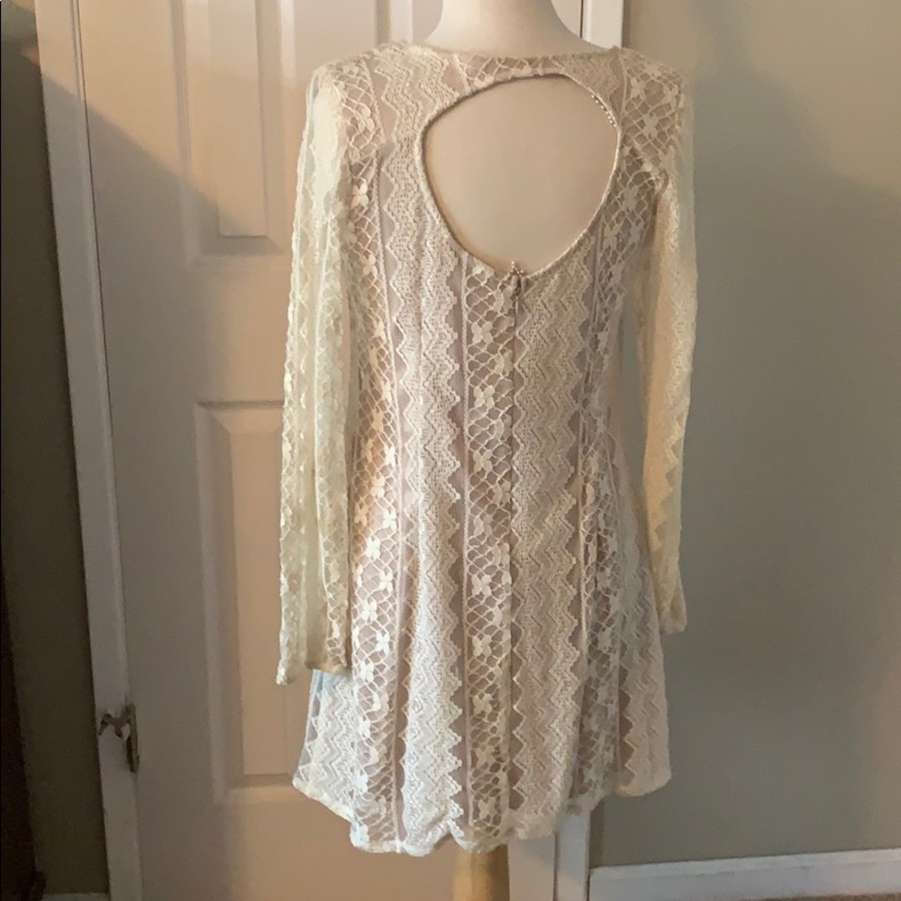 Dress - Picture 2 of 2